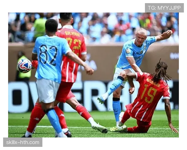 曼彻斯特德比再掀高潮,曼联对决曼城引爆关注 曼彻斯特德比再掀高潮,曼联对决曼城引爆关注