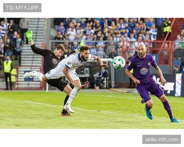 汉堡队防守数据显著改善,后防线状态回暖成赛季转折点 汉堡队防守数据显著改善,后防线状态回暖成赛季转折点