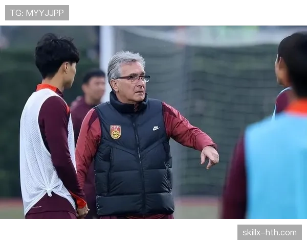 球迷票选引爆热议：本赛季最佳球员花落谁家？热门人选浮出水面