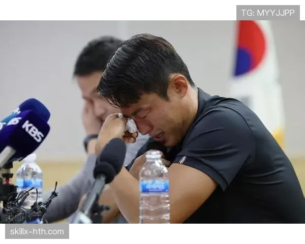 孙准浩场上拼到像没睡过，私下却拎着那种刚领奖金才会买的包